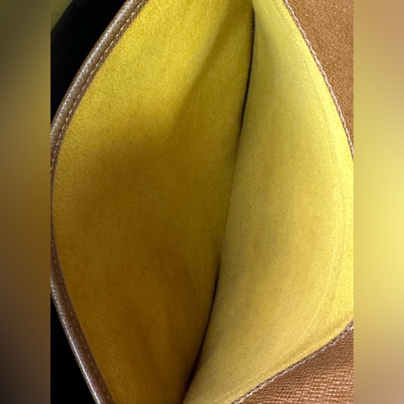 Louis Vuitton Musette Salsa GM crossbody bag - Picture 8 of 12